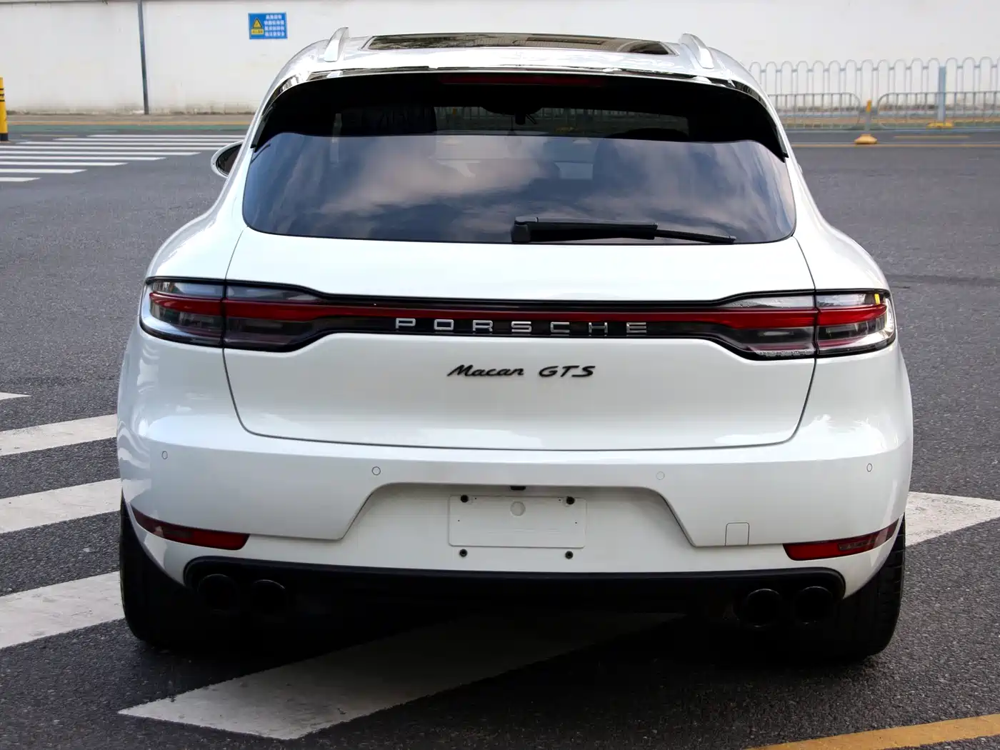 Porsche Macan 2017 Macan GTS 3.0T фото 5