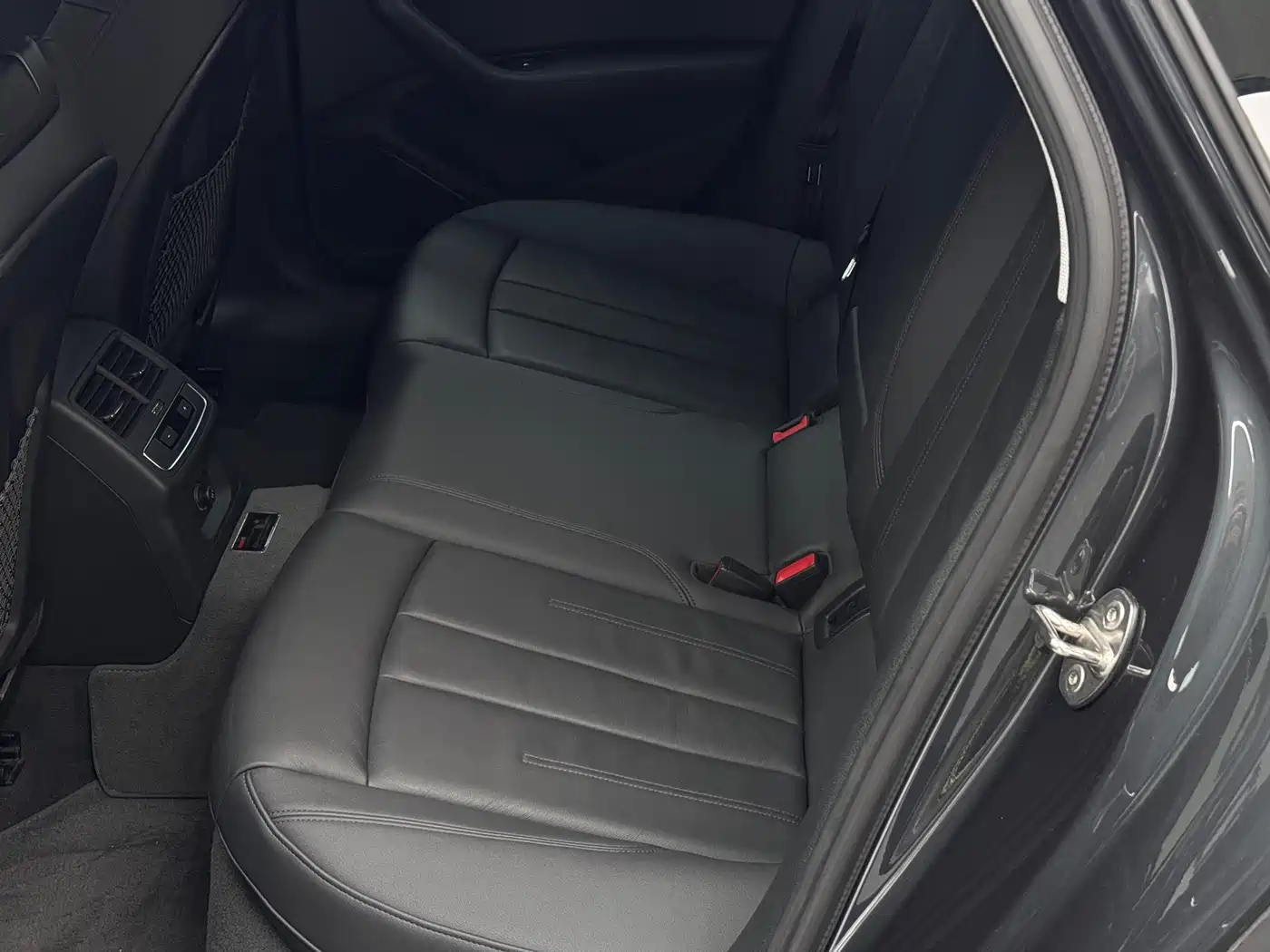 AUDI A4 (IMPORT)