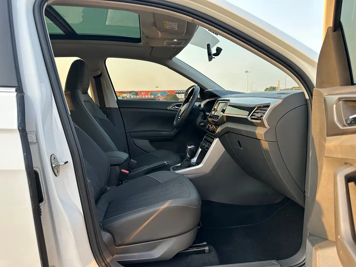 Volkswagen T-Cross 2020 280TSI DSG Comfort Edition фото 21