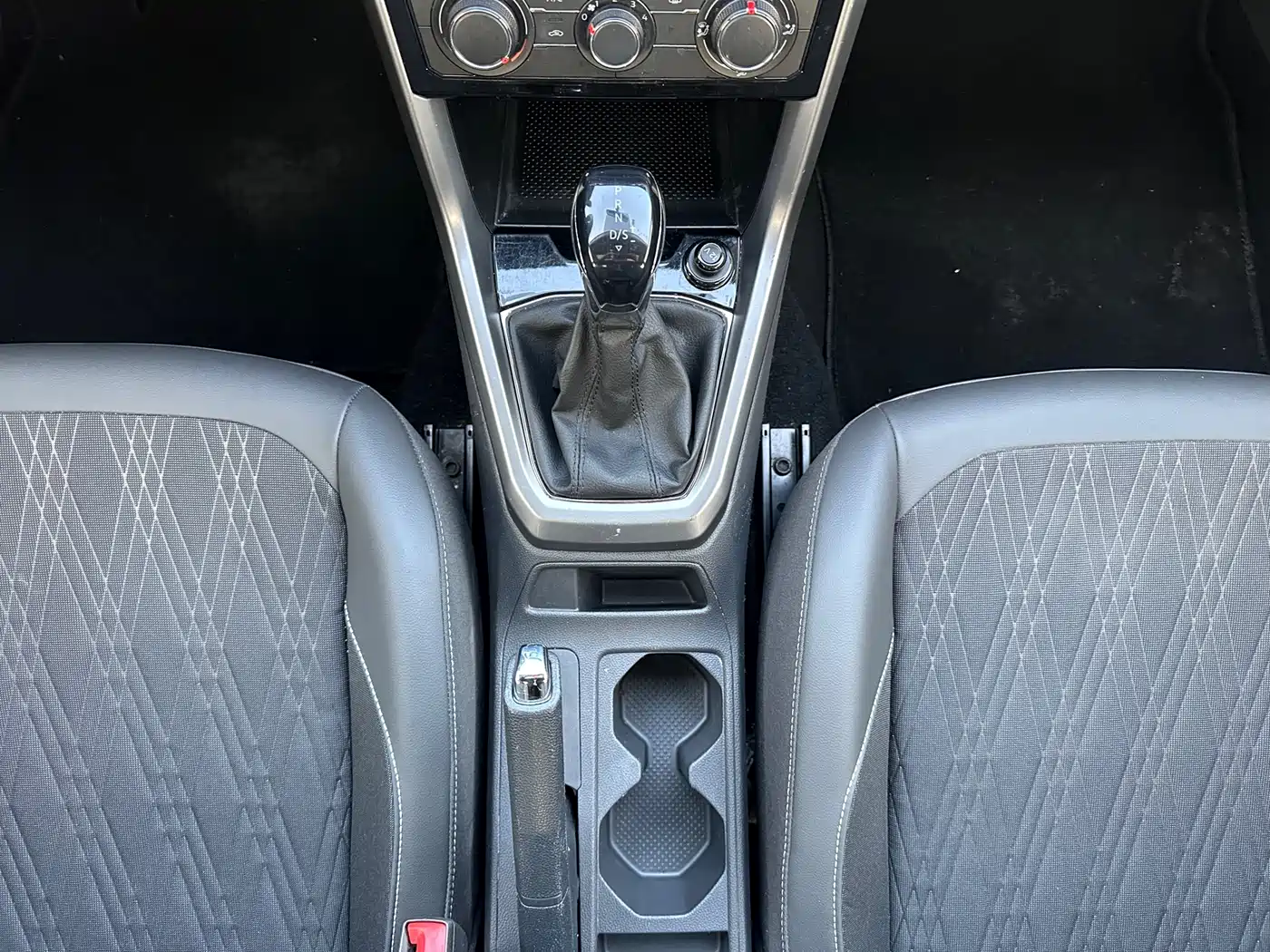 Volkswagen T-Cross 2020 280TSI DSG Comfort Edition фото 14