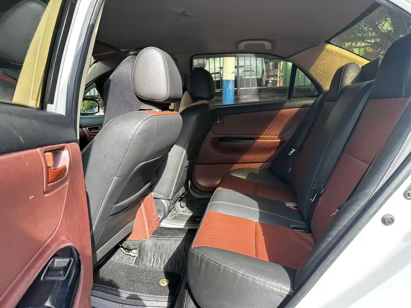BYD F3 2013 Energy-saving Edition 1.5L Manual Comfort фото 6