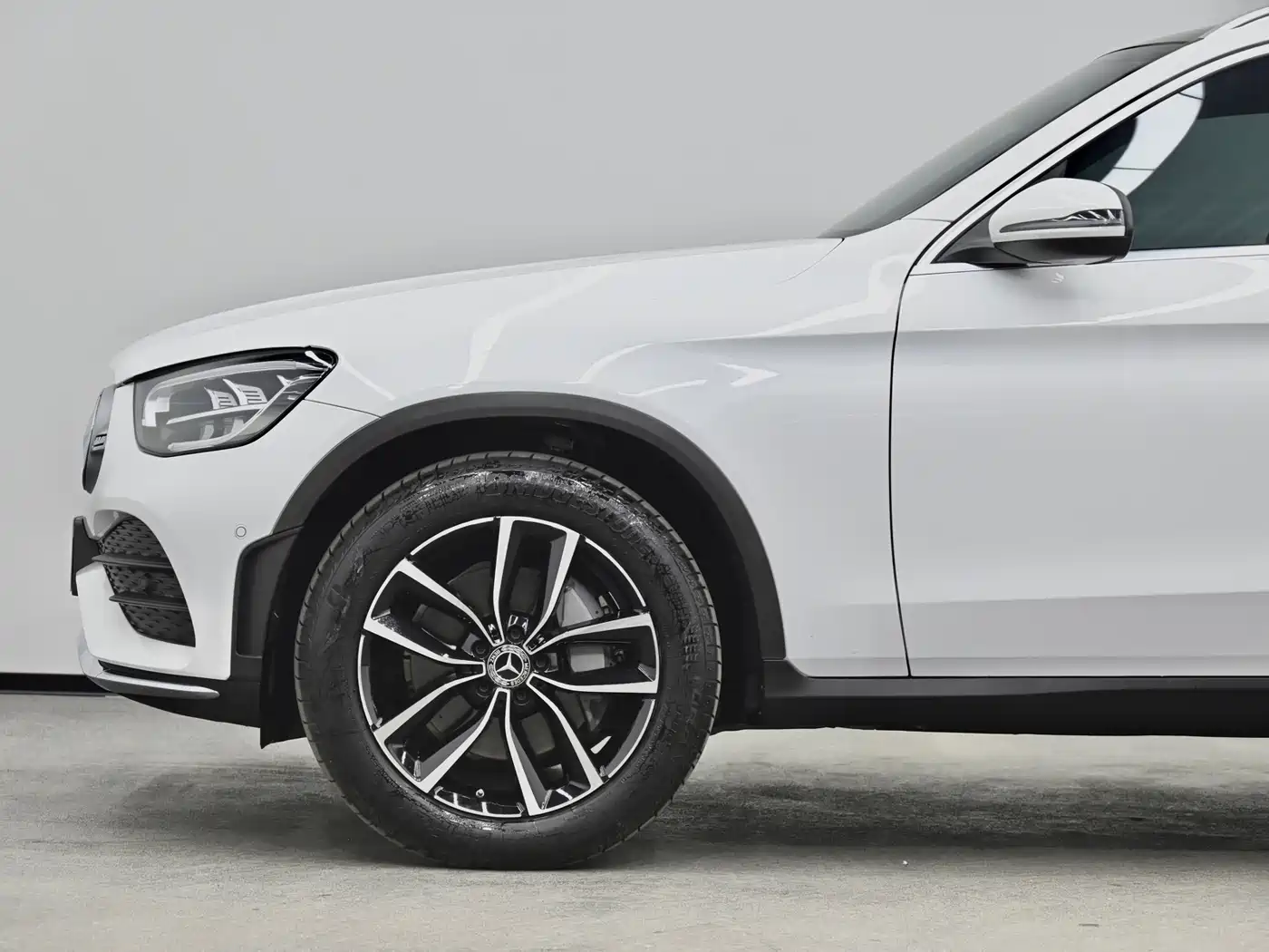 Mercedes-Benz GLC 2022 Facelift II GLC 260 L 4MATIC Luxury фото 24