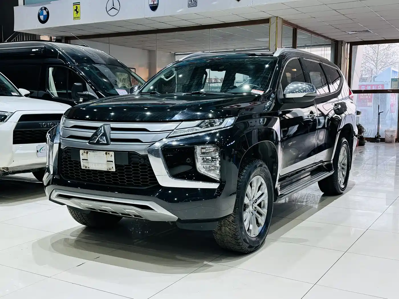 Mitsubishi Pajero Sport (Import) 2020 3.0L Luxury Edition