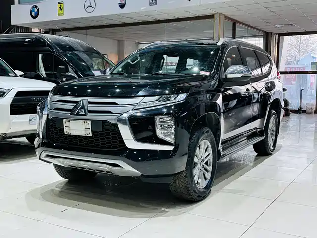 MITSUBISHI PAJERO JINCHANG