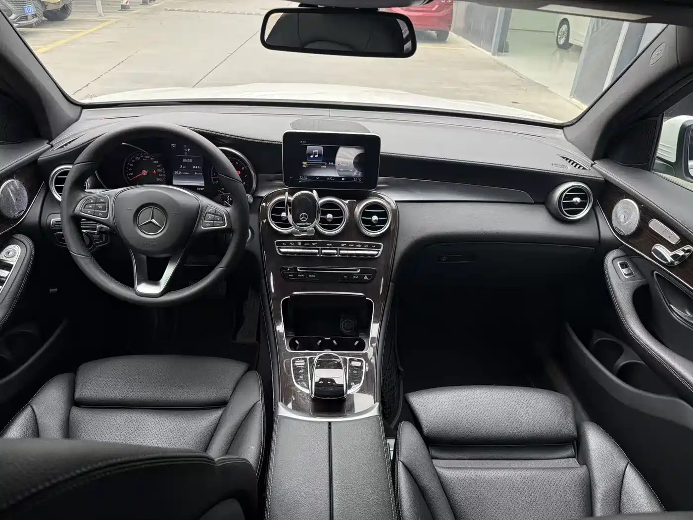 Mercedes-Benz GLC 2017 GLC 260 4MATIC Dynamic фото 8