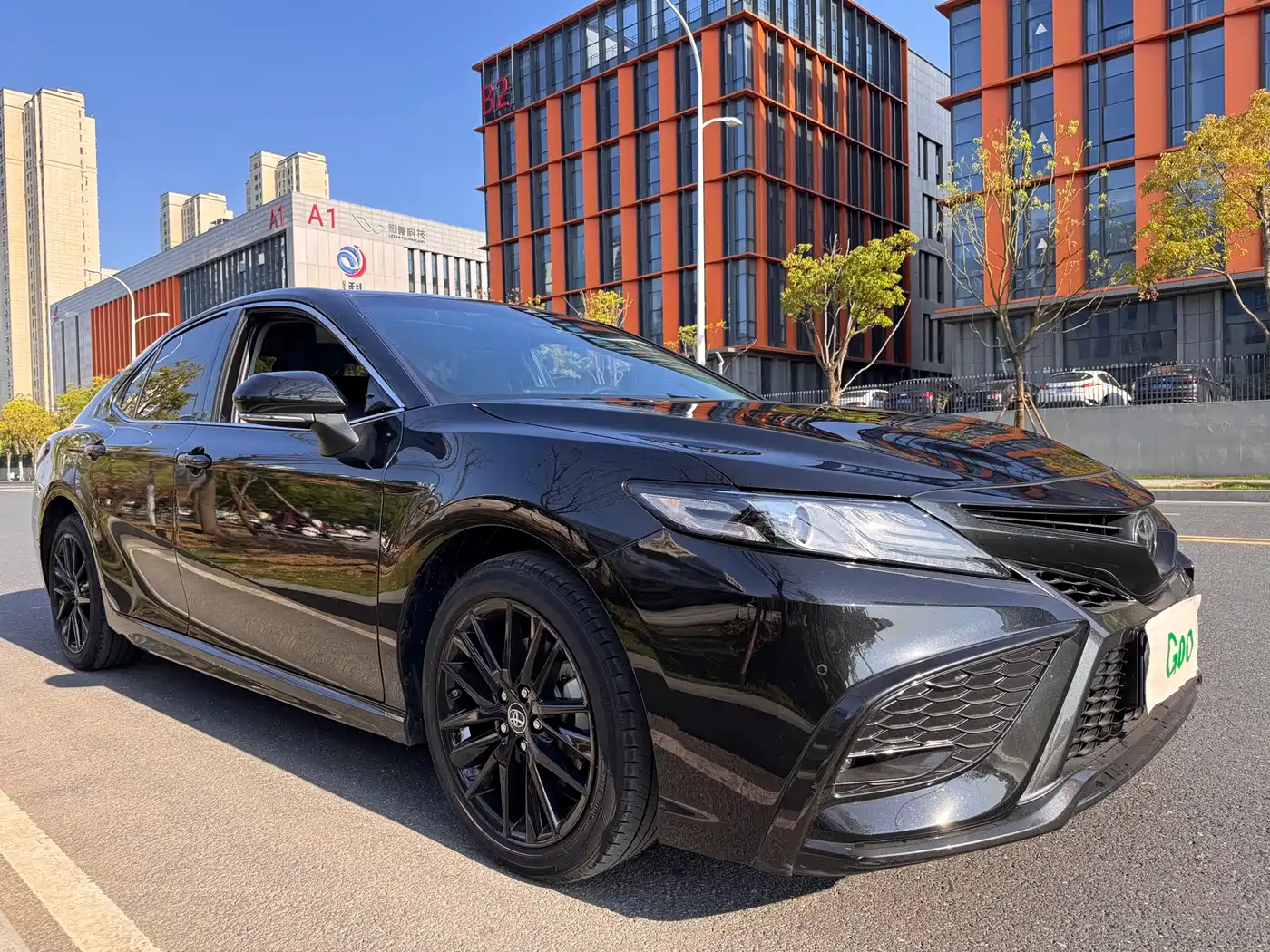 Toyota Camry 2022 2.0S Knight Edition фото 3