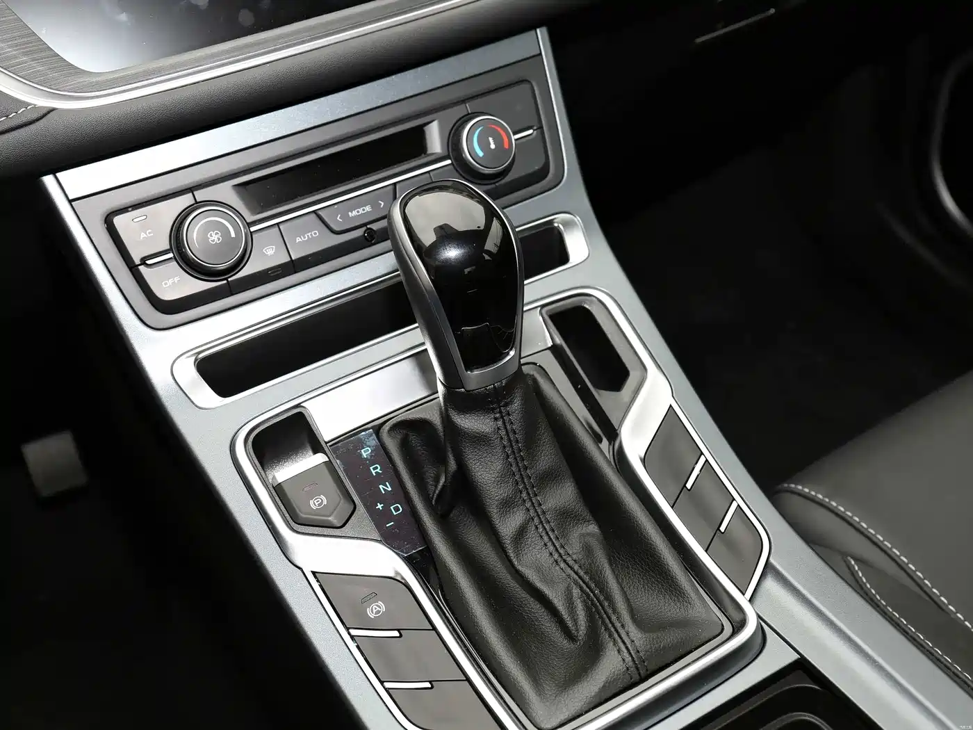Photo 6 - Geely Emgrand