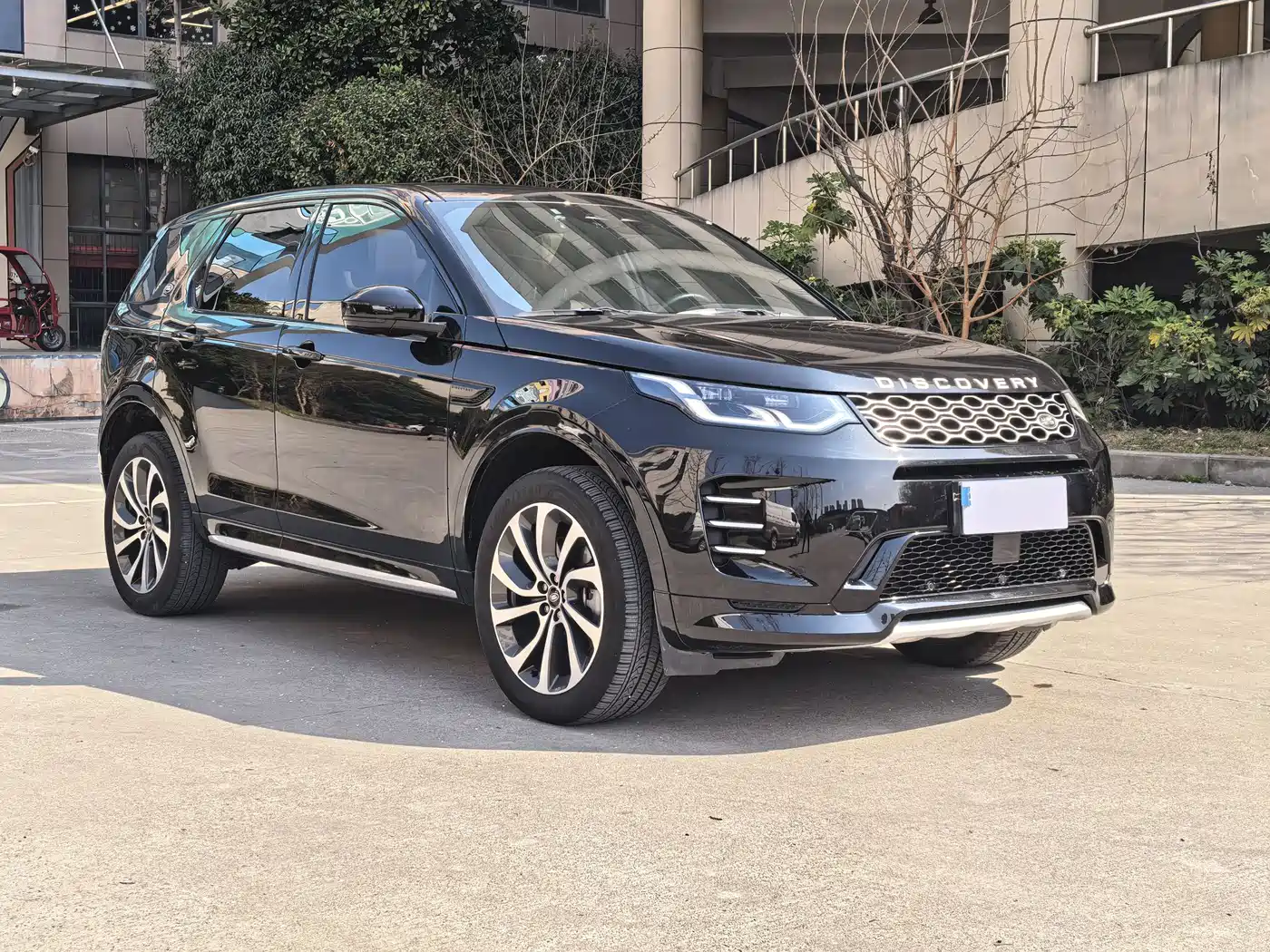 LAND ROVER DISCOVER SPORTS