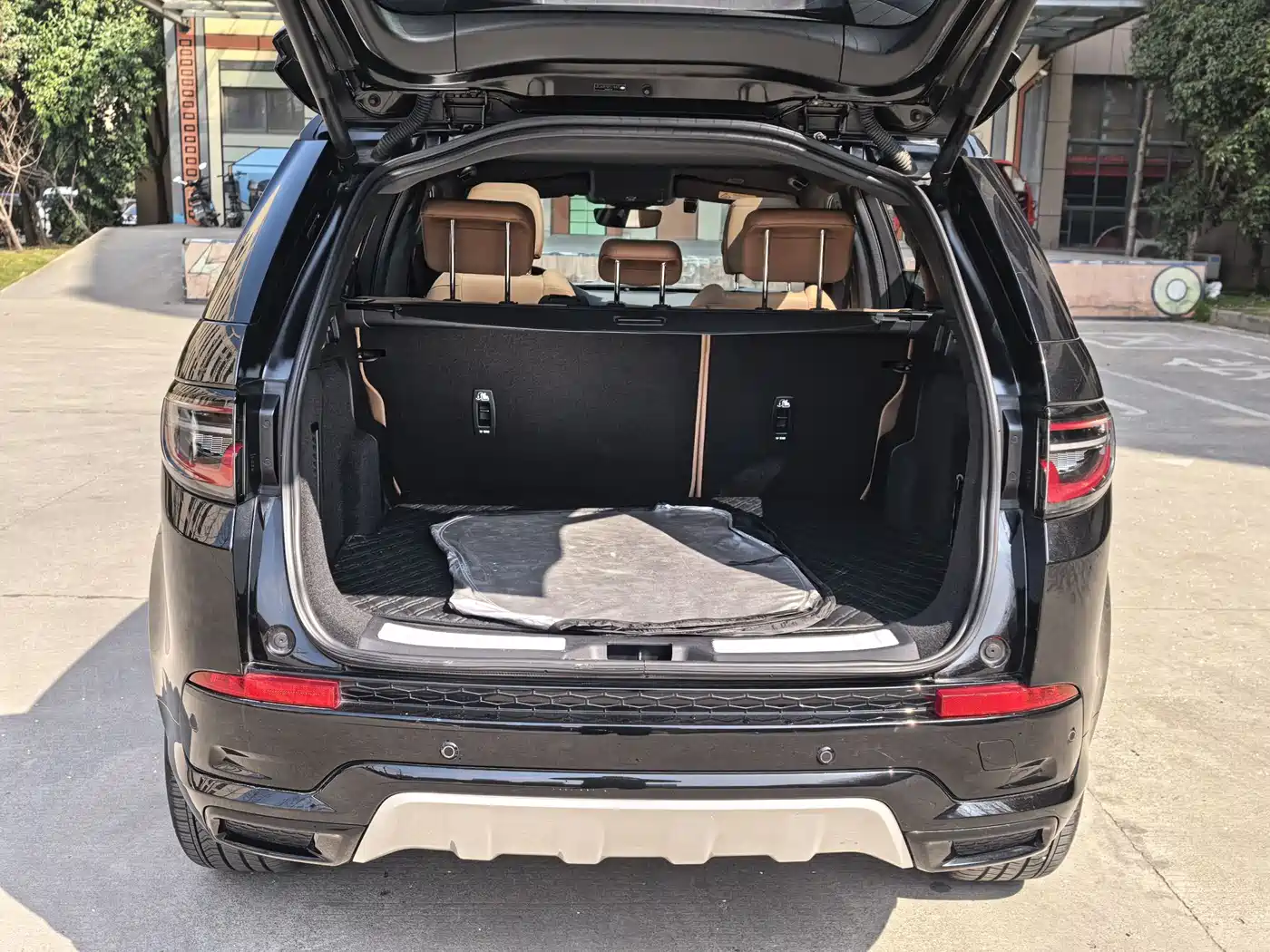 LAND ROVER DISCOVER SPORTS