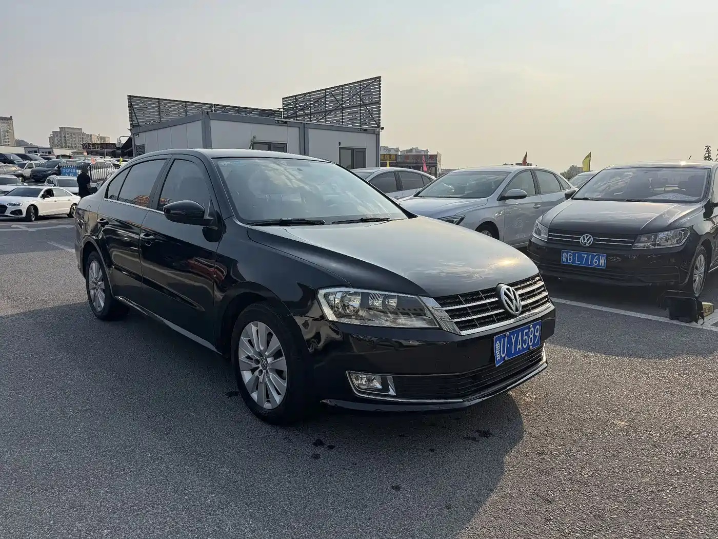 Volkswagen Lavida 2013 Facelift 1.4TSI DSG Comfort фото 3
