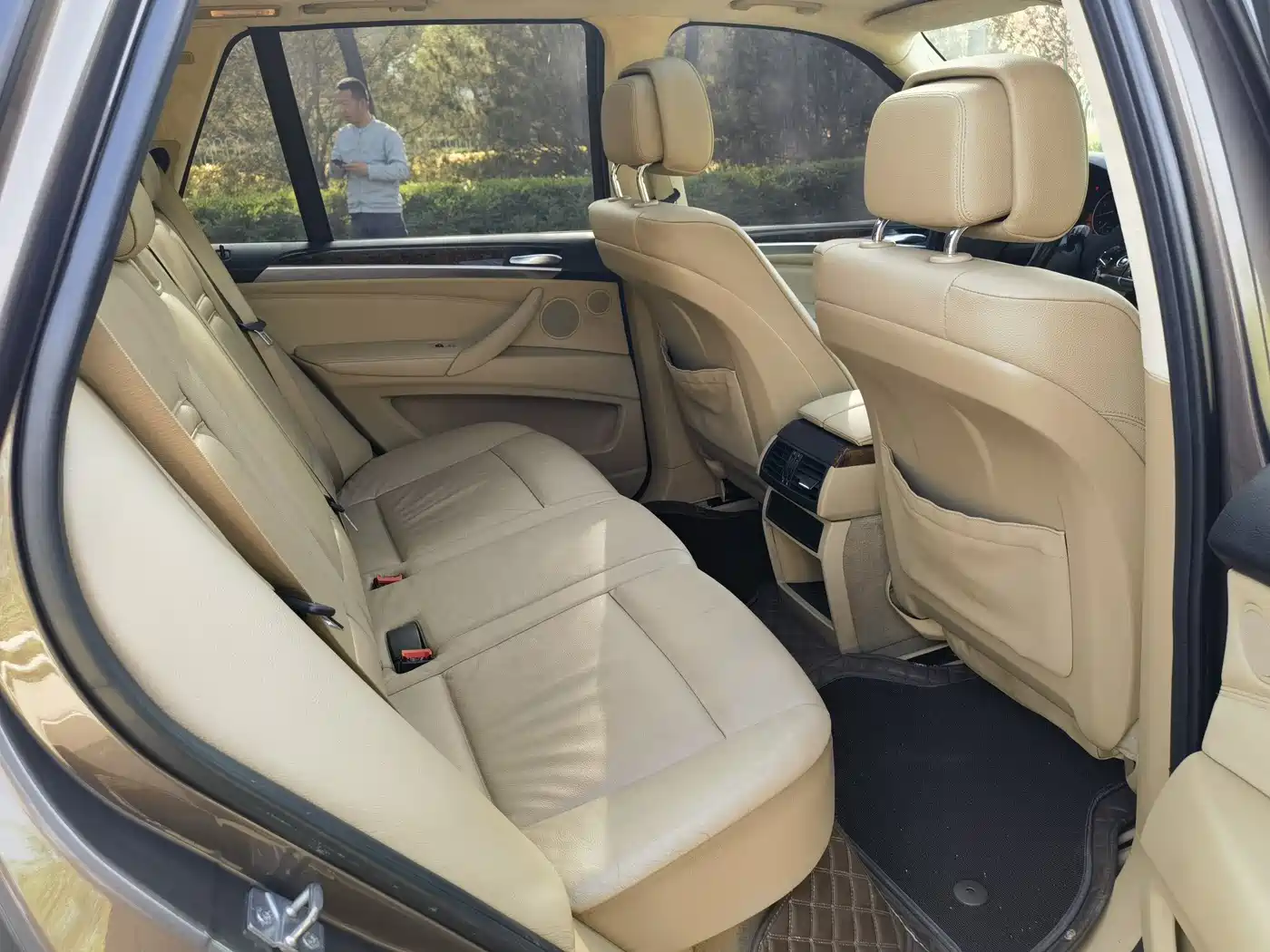 BMW X5 (Import) 2011 xDrive35i Leading Edition фото 9