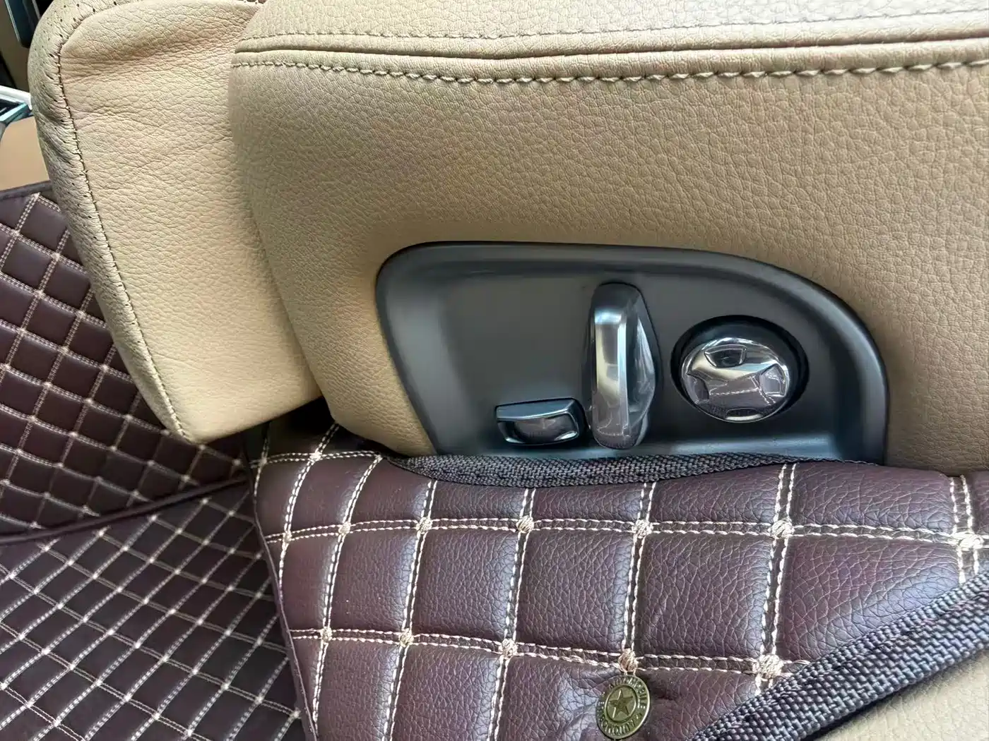 Porsche Panamera 2013 Panamera 4 Platinum Edition 3.6L фото 16