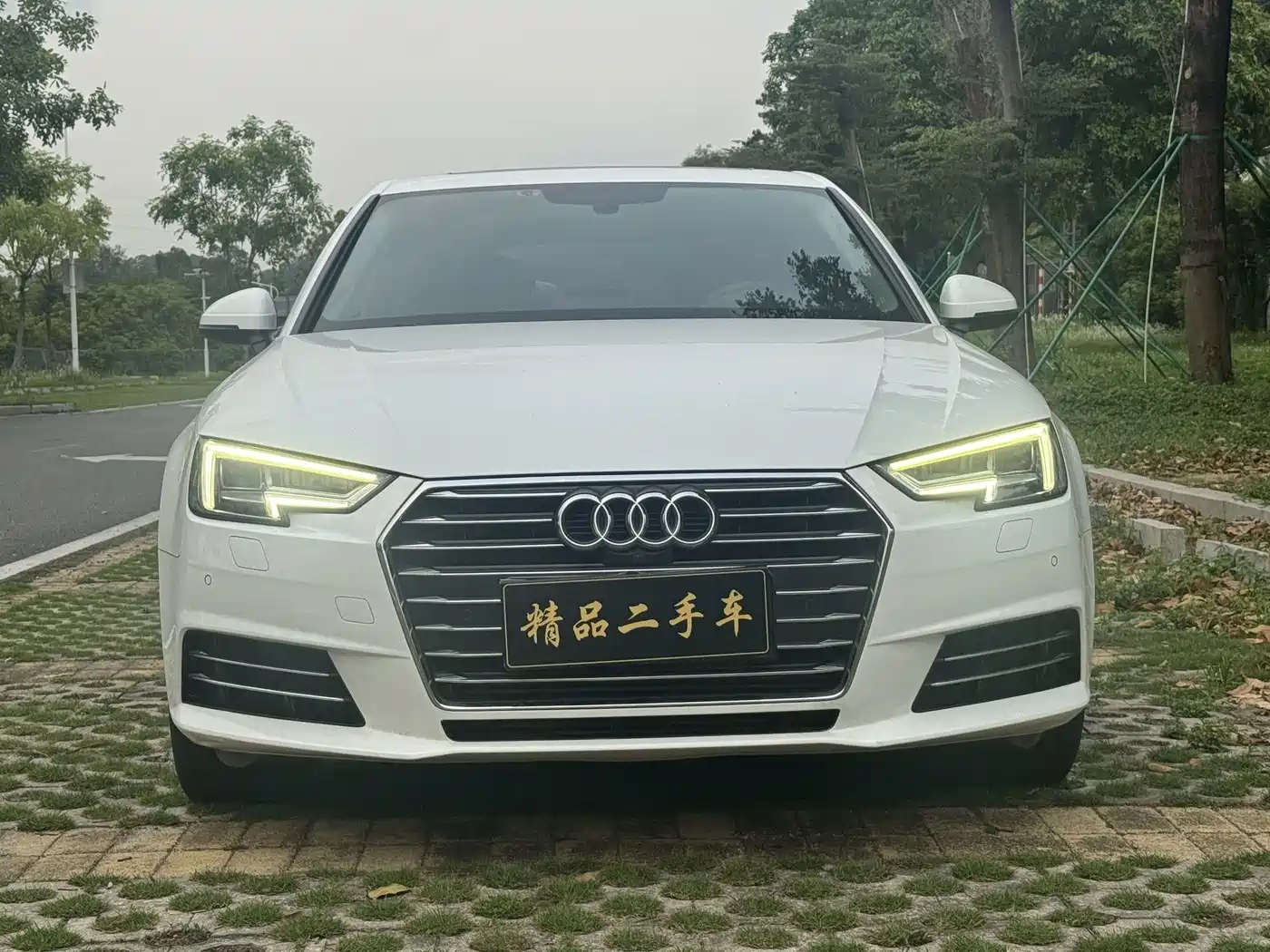Audi A4L 2017 Plus 40 TFSI Fashion фото 3