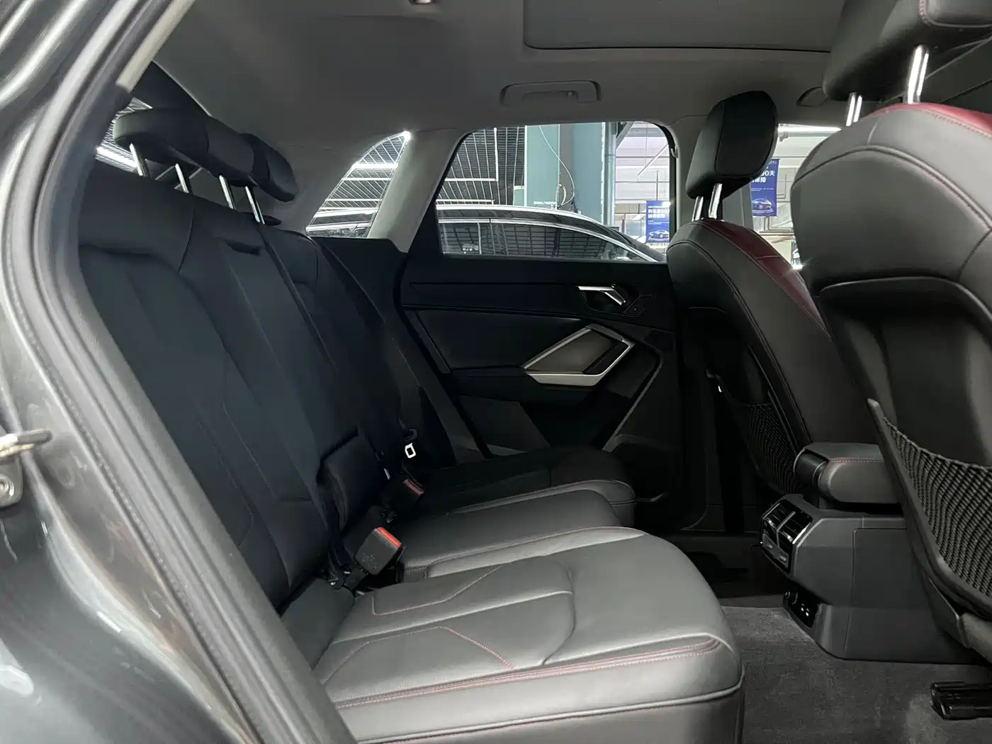 Audi Q3 2022 35 TFSI Fashion Elegance фото 16