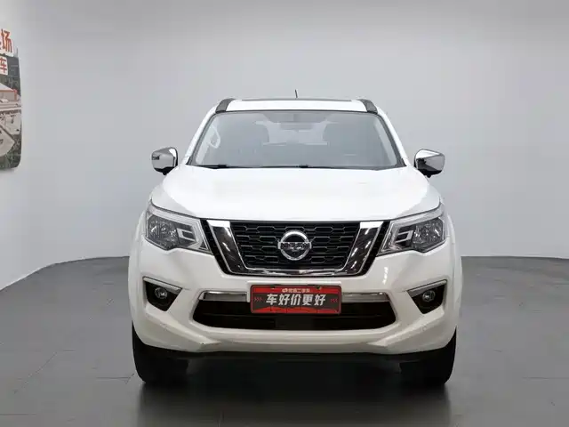 Nissan Terra 2020 2.5L XL Upper 4WD Automatic Luxury Edition — фото 3