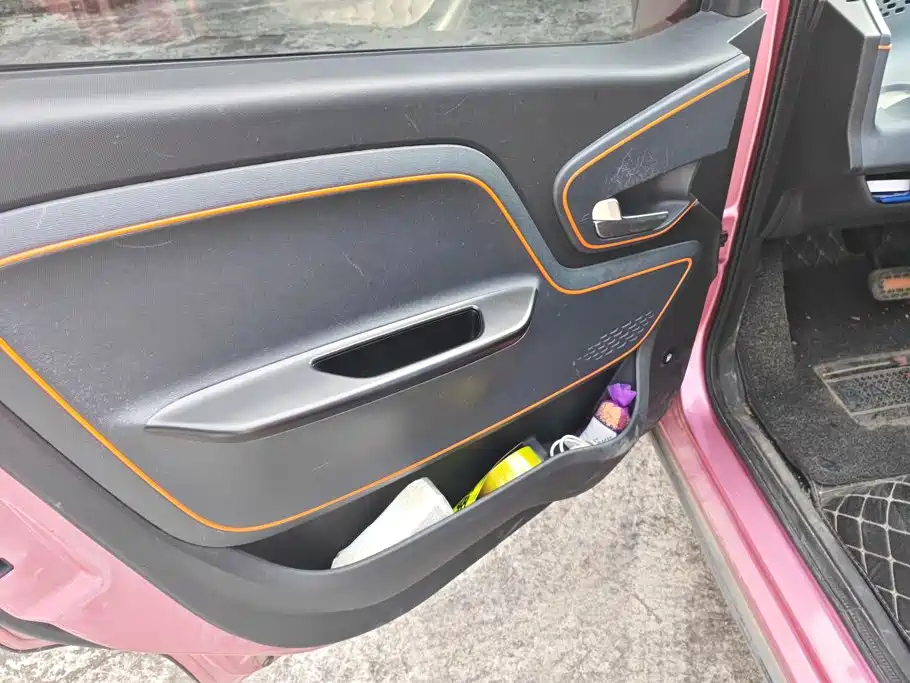Baojun E100 2019 2019 250KM Smart Edition
