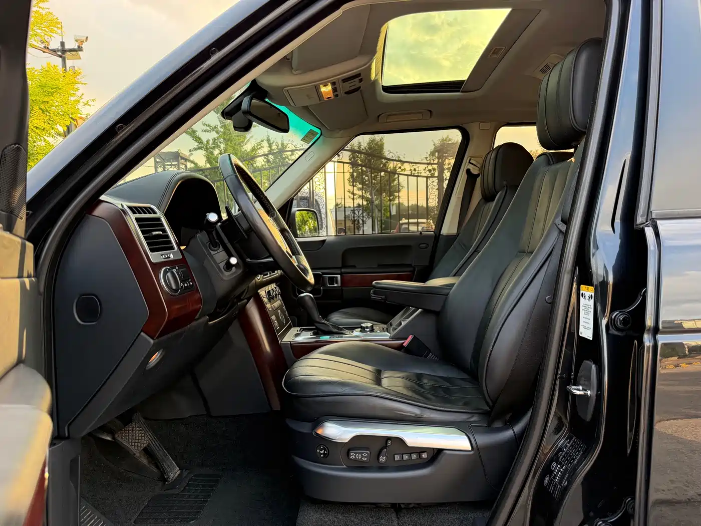 Land Rover Range Rover 2011 2012 5.0 NA V8