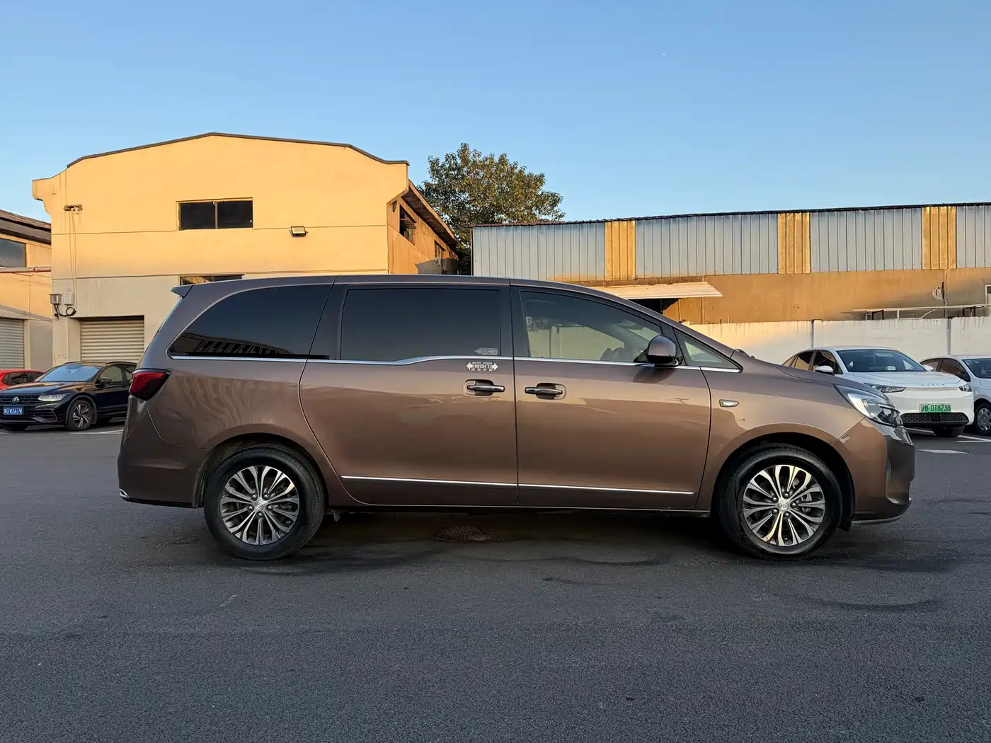 Buick GL8 2020 Model Land Business Class 652T Luxury фото 18