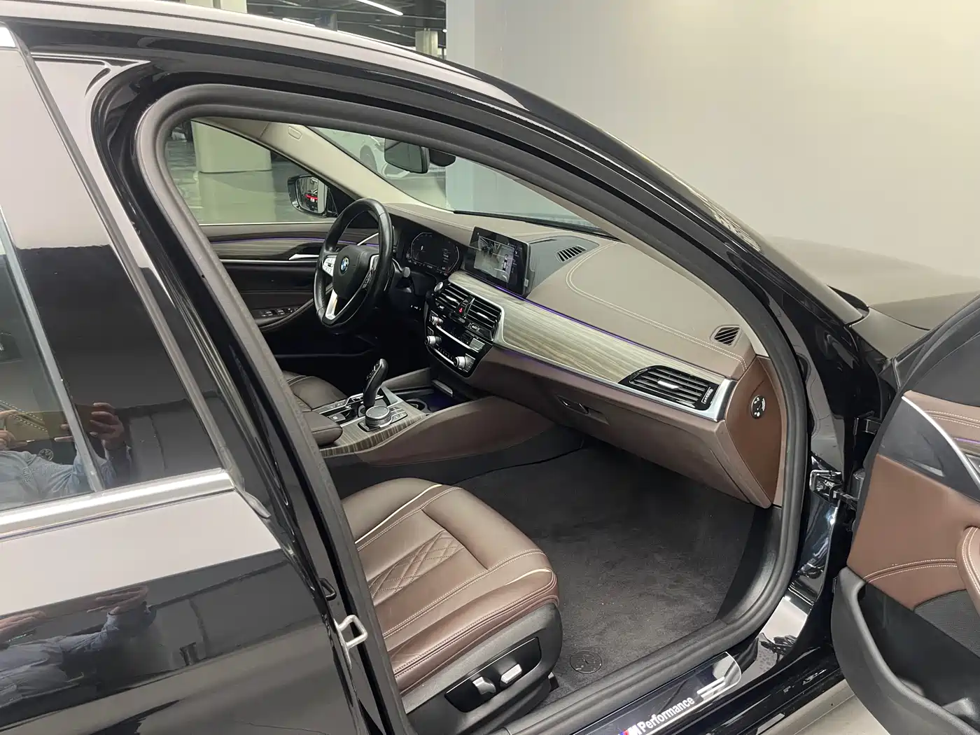 BMW 5 Series 2020 530Li Leading Luxury Package фото 14
