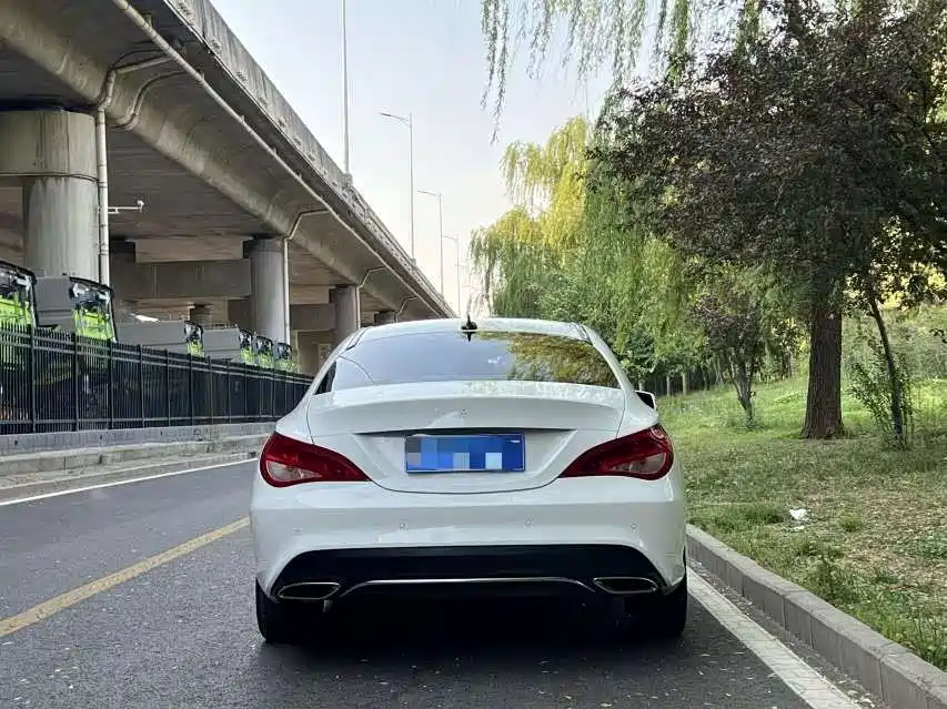 Mercedes-Benz CLA (Import) 2018 CLA 200 Dynamic Edition фото 4