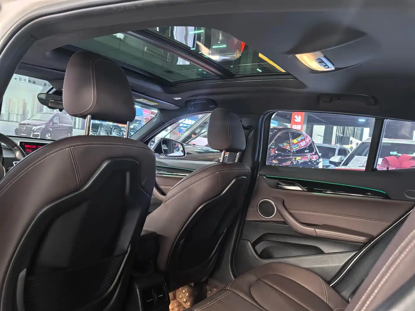 BMW X2 2020 sDrive25i Leading M Off-Road Package фото 12
