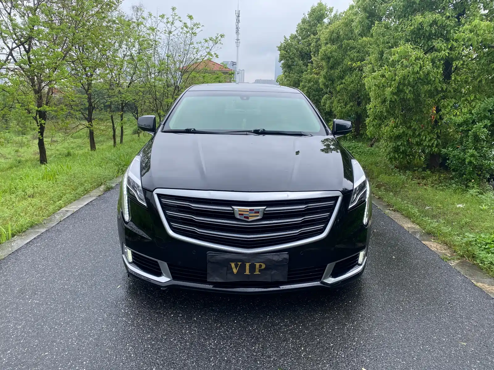 Фото 2 - Cadillac XTS