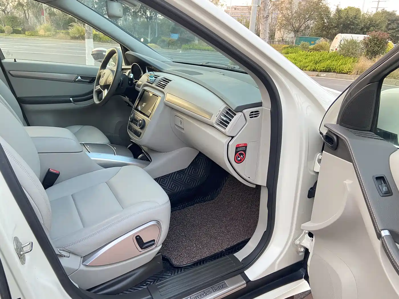 Mercedes-Benz R-Class 2011 R 300 L Business Class фото 7