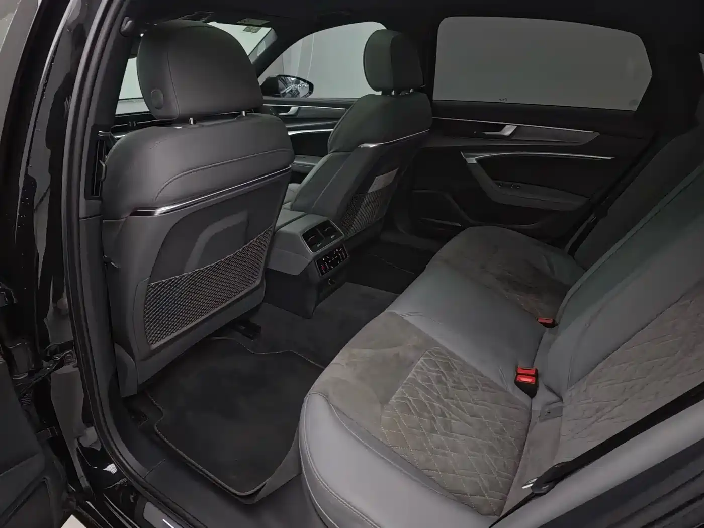 Audi A6L 2021 55 TFSI quattro Premium Dynamic фото 30