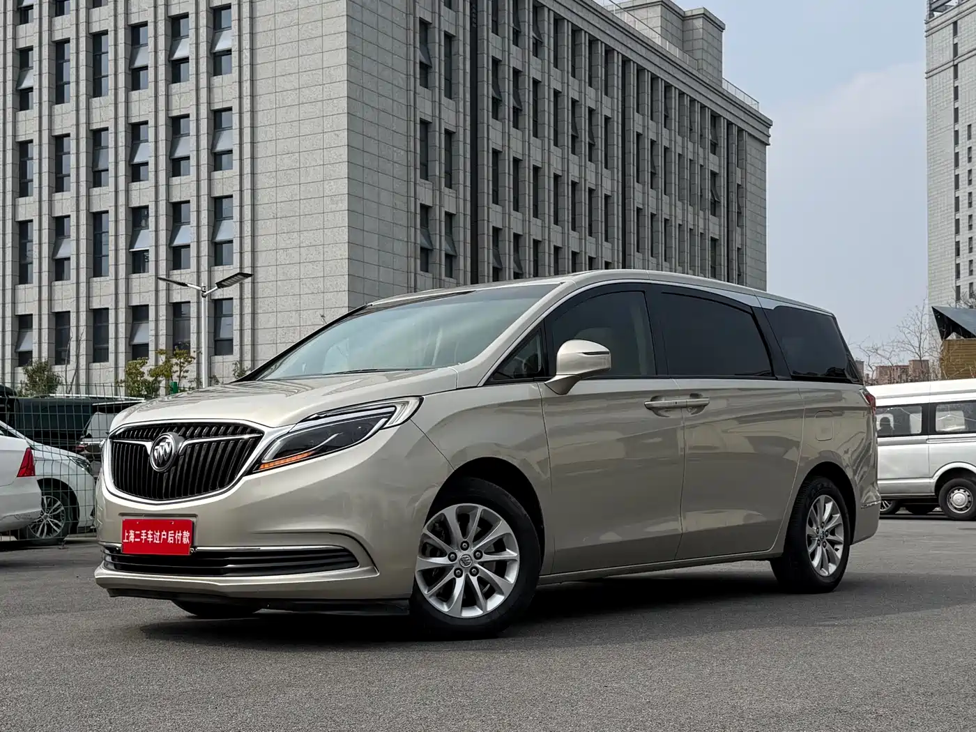 Buick GL8 2018 ES 28T Comfort Type China VI фото 25