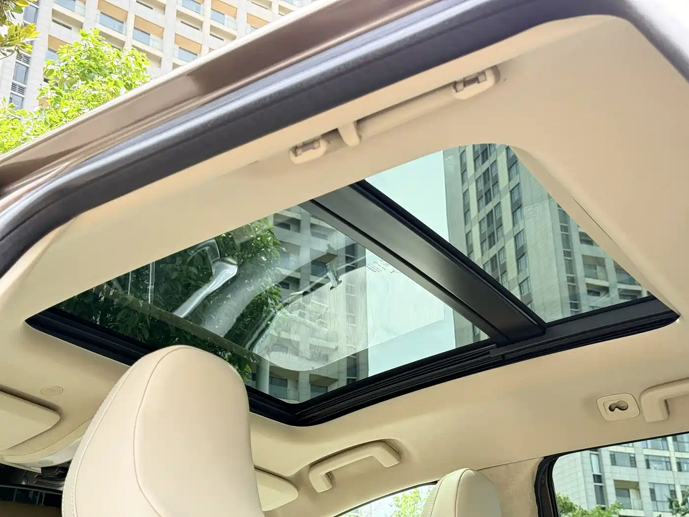 Photo 15 - Volvo XC60 (Import)
