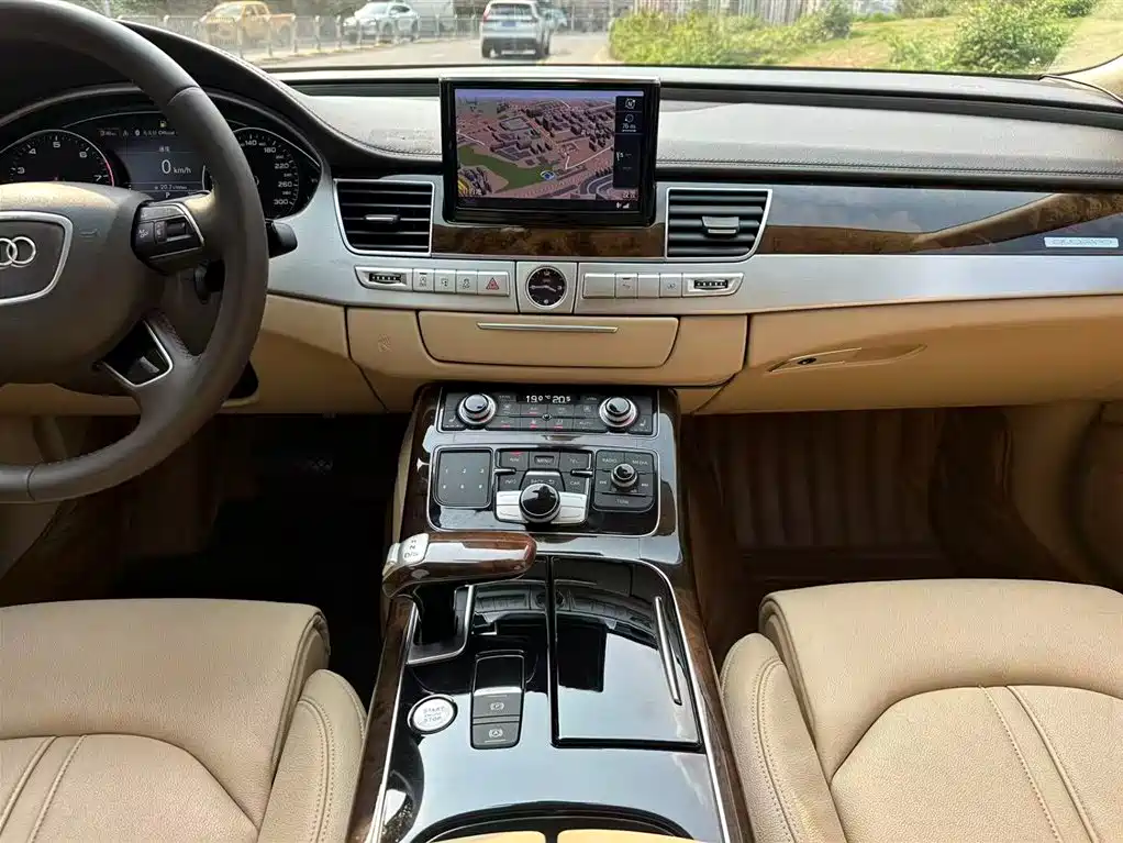 Audi A8 2014 A8L 45 TFSI quattro Comfort фото 7