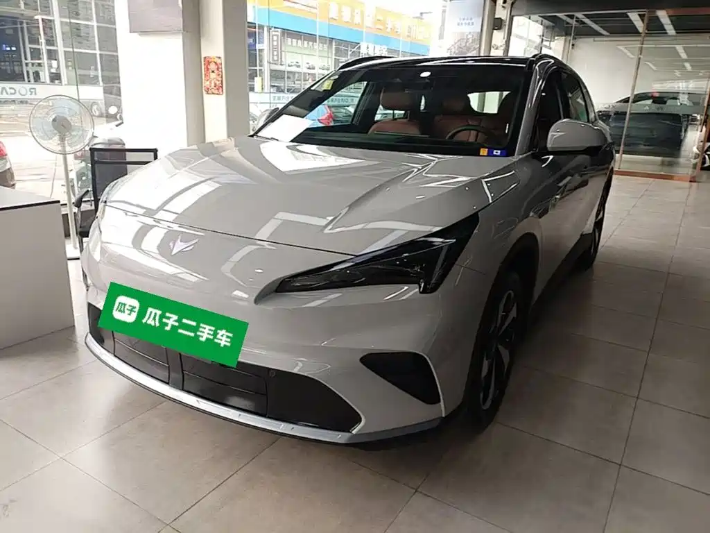 Фото 2 - ARCFOX Alpha T5