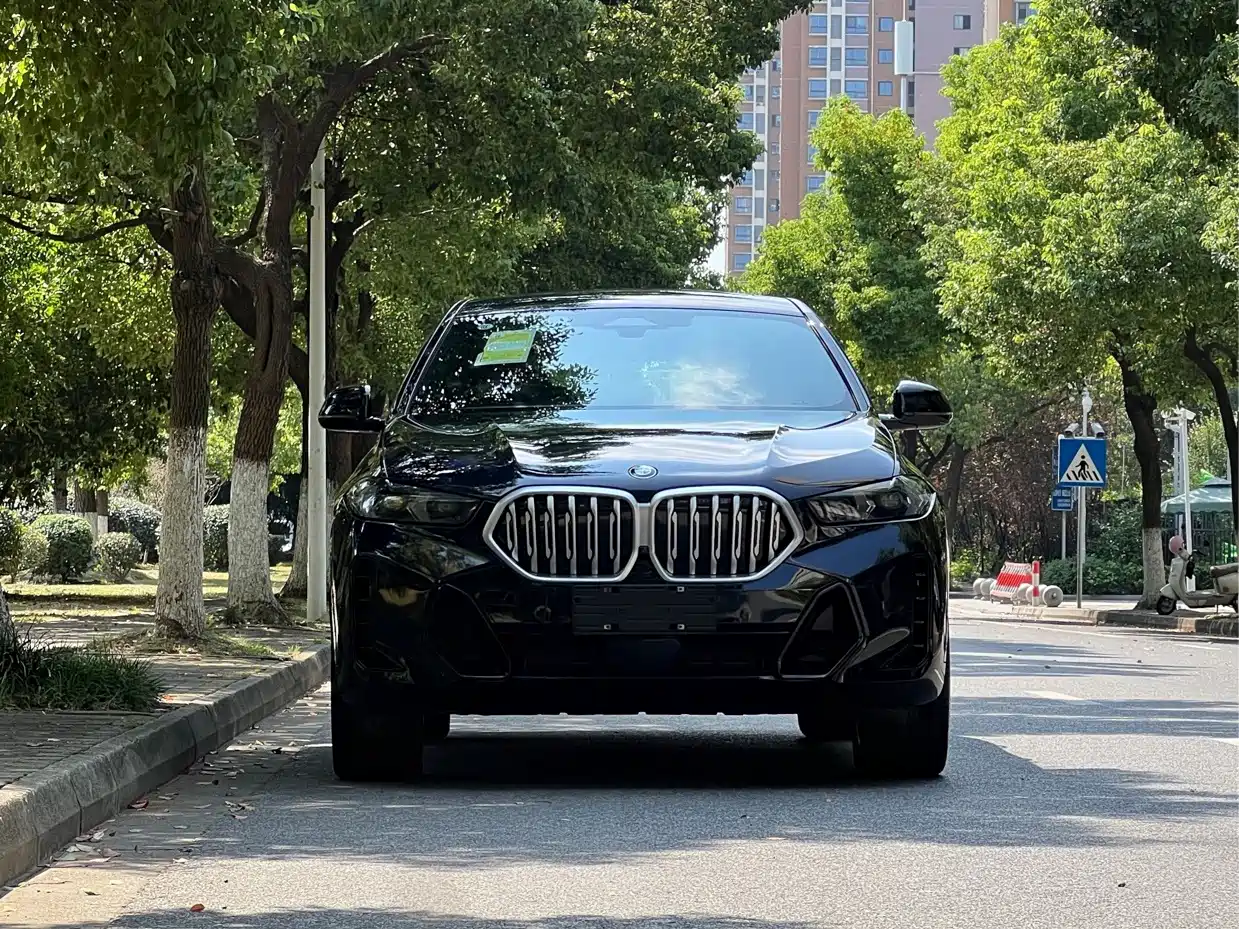 BMW X6 2026 2023 xDrive30i M Sport Package
