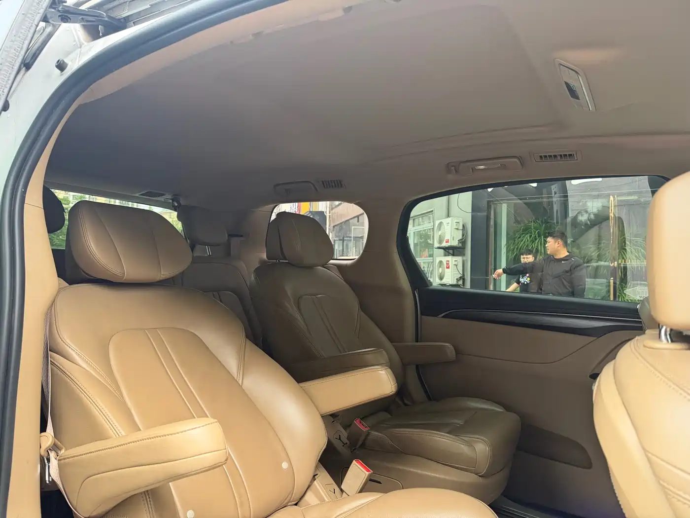 Buick GL8 2020 Model ES Landglory 653T Premium фото 10