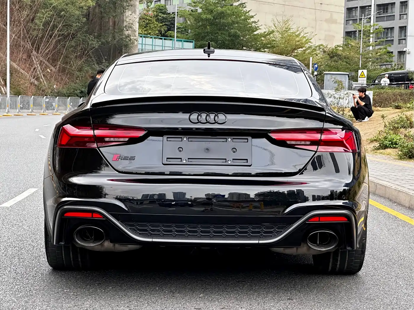Audi RS 5 2023 Model RS 5 2.9T Sportback Dark Gold Edition фото 13