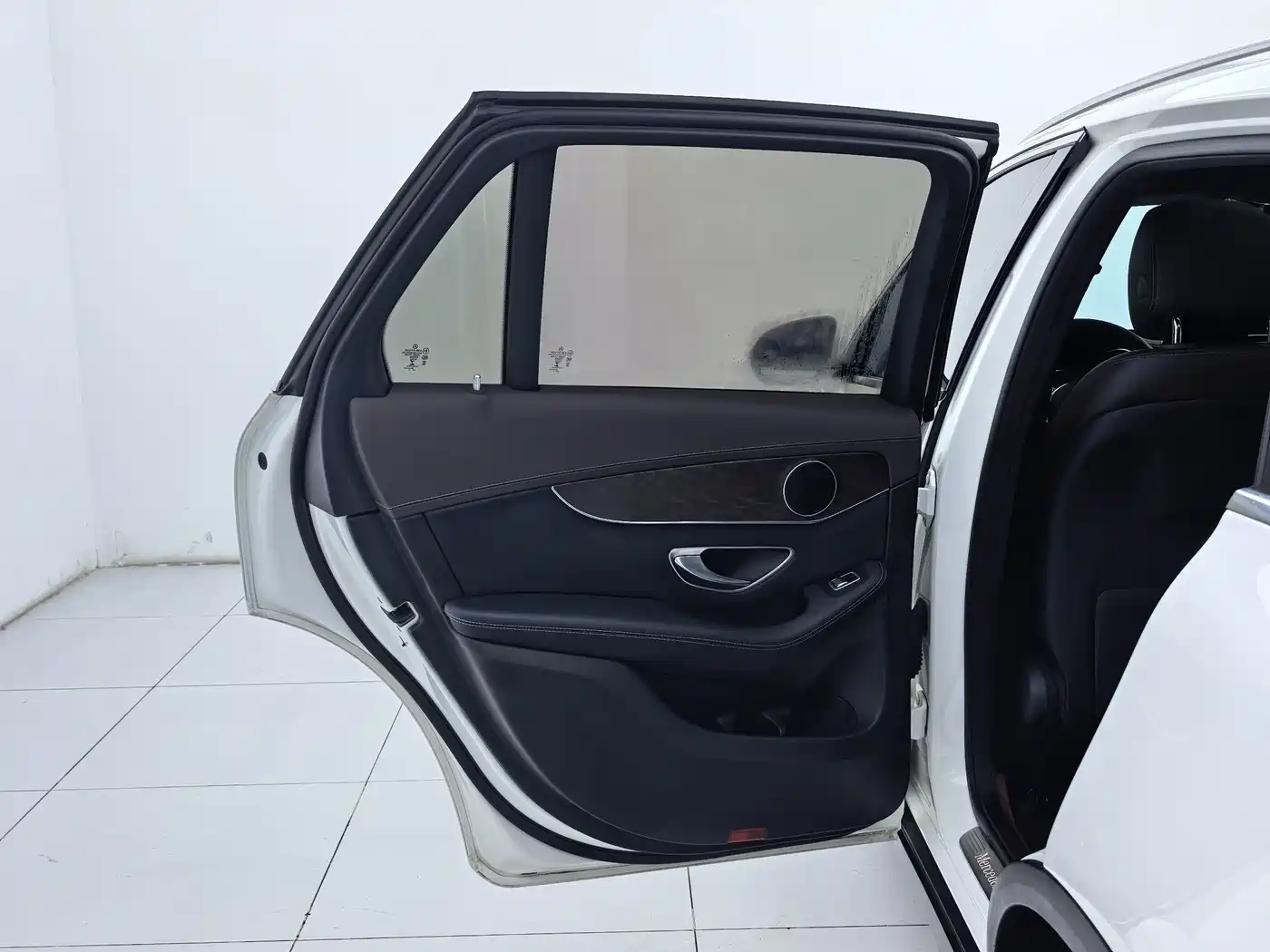 Mercedes-Benz GLC 2020 Facelift GLC 260 L 4MATIC Luxury фото 16
