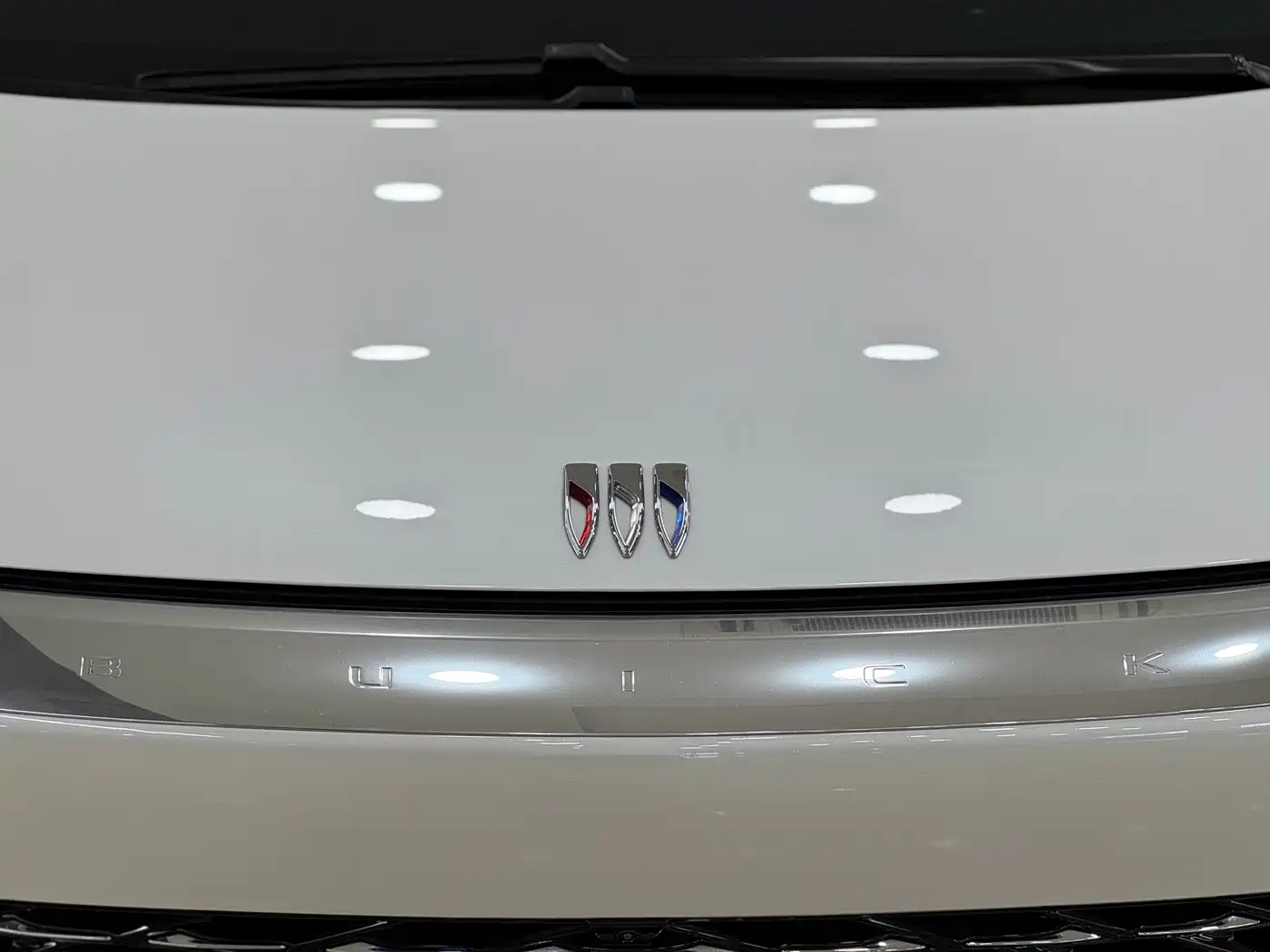 Buick Century 2024 2023 2.0T 7-Seater World Edition