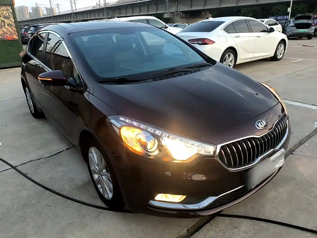 Kia K3 2013 1.6L Automatic GLS фото 4