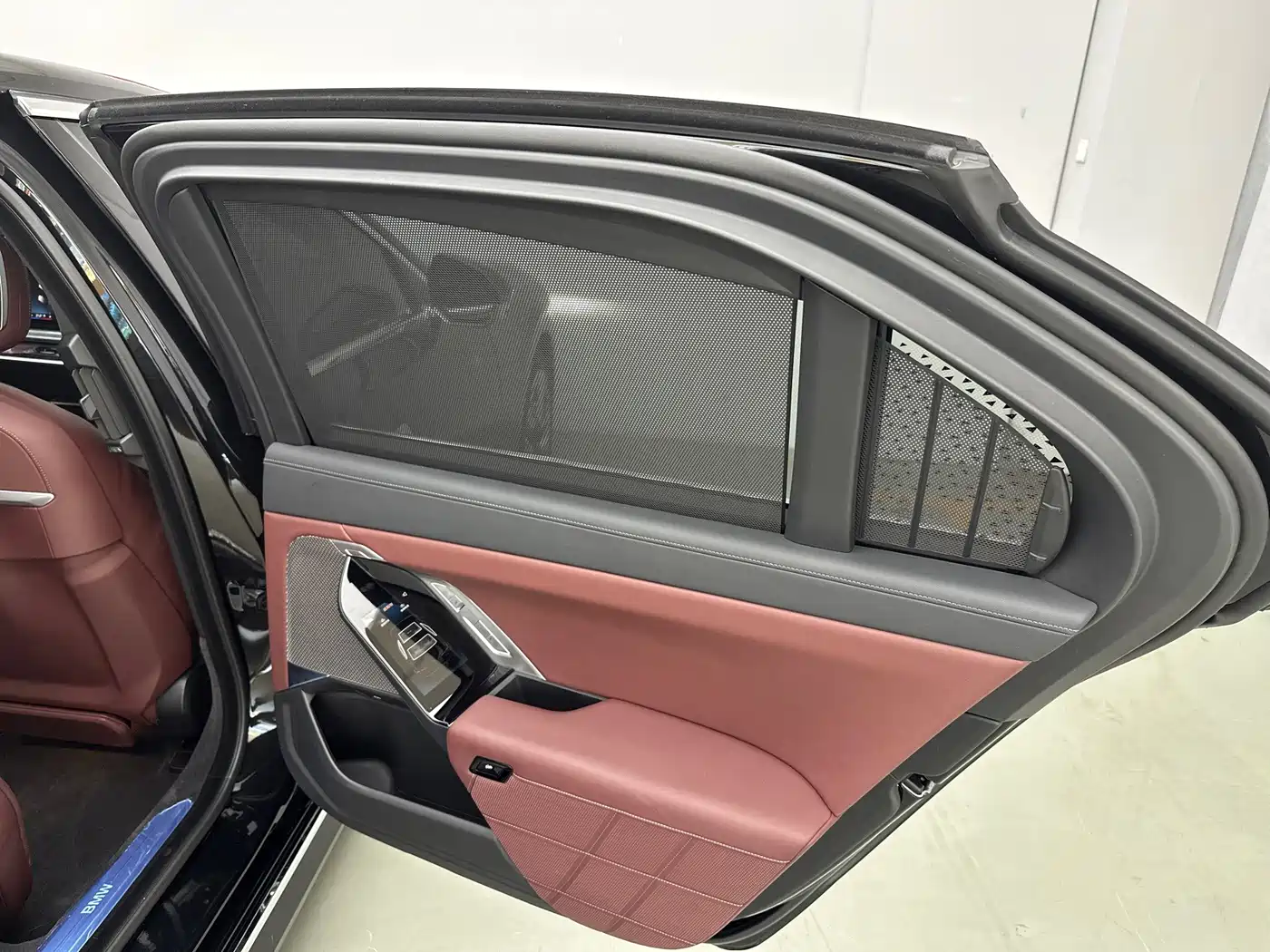 BMW 7 Series 2023 2023 Model 740Li Premium Luxury Package