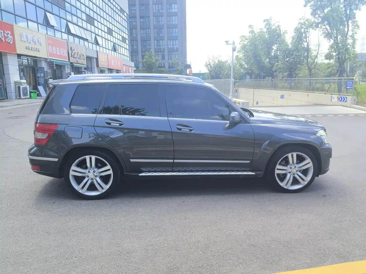 Mercedes-Benz GLK-Class (Import) 2008 GLK 350 4MATIC фото 4