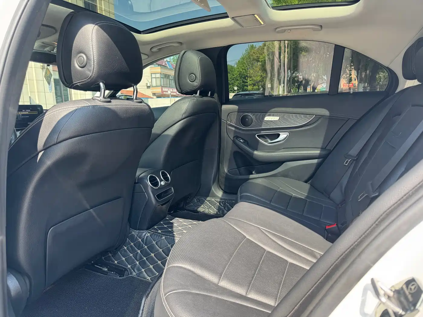 Mercedes-Benz C-Class 2019 Facelift C 260 L Sport фото 13