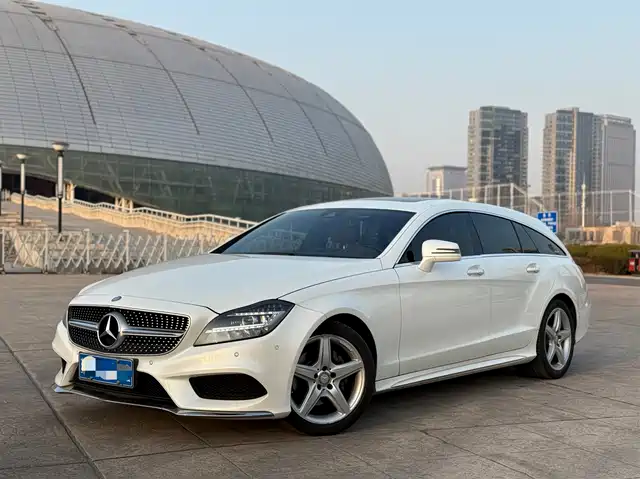 MERCEDES-BENZ CLS