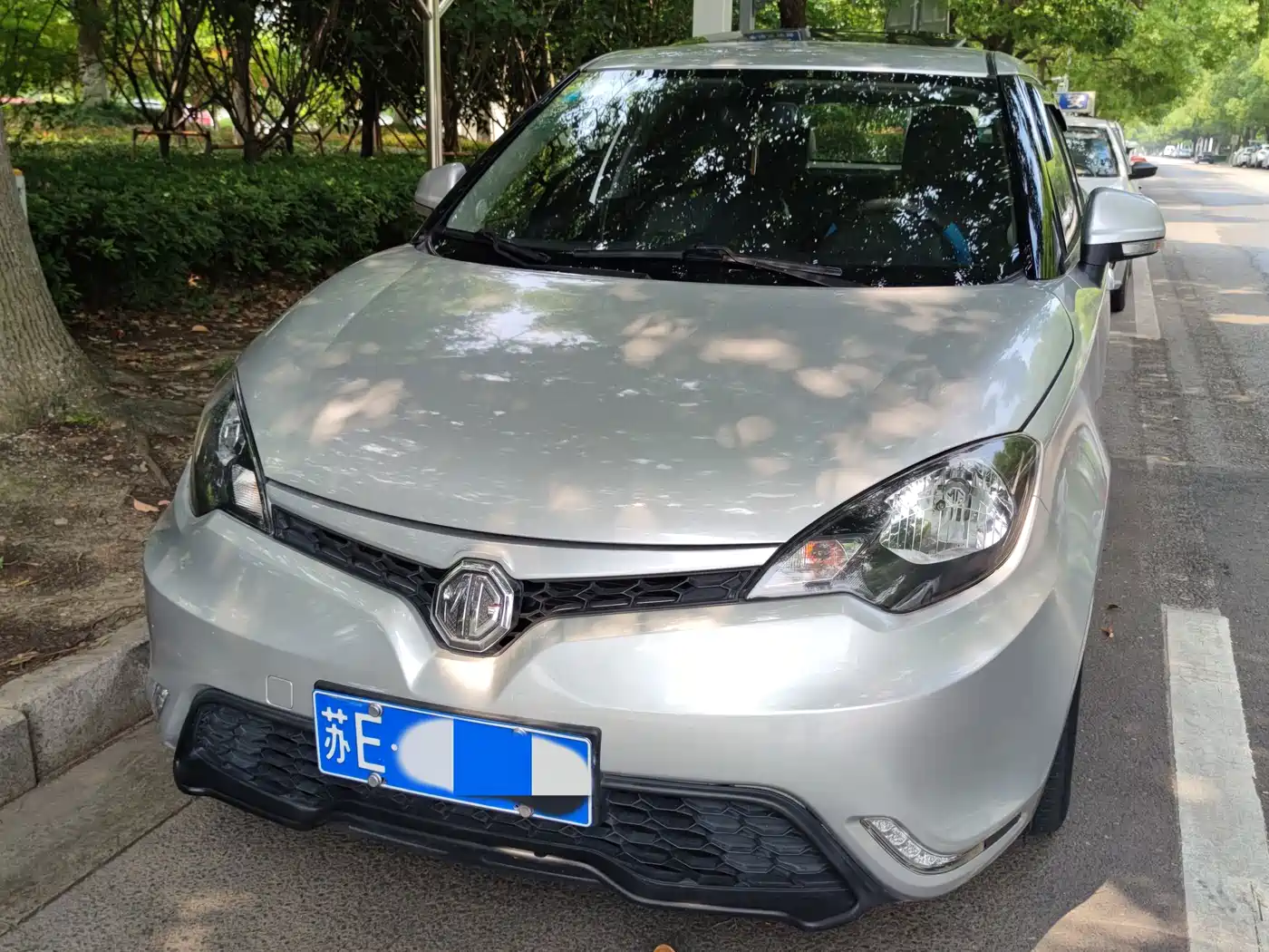 2017 MG 3