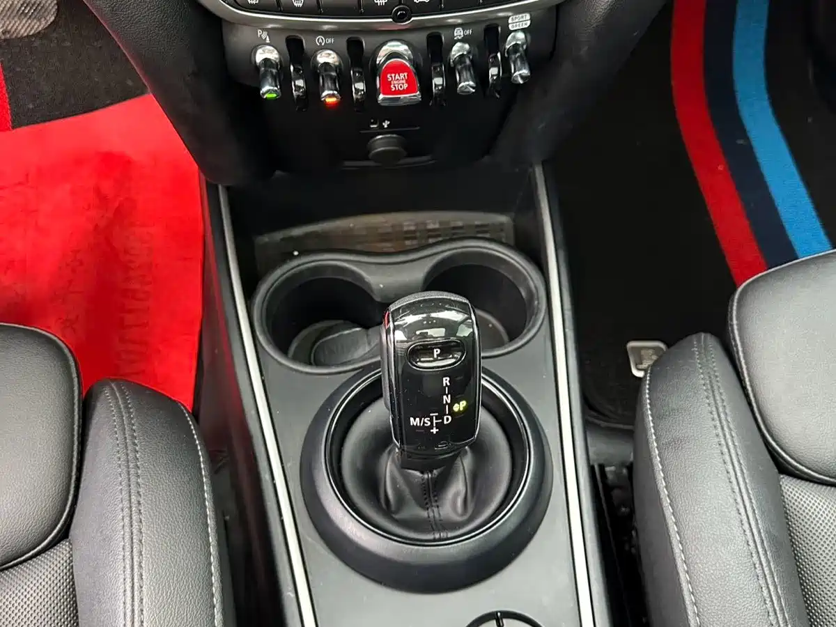 MINI COUNTRYMAN 2023 2023 Facelift 1.5T COOPER ALL4 Connoisseur
