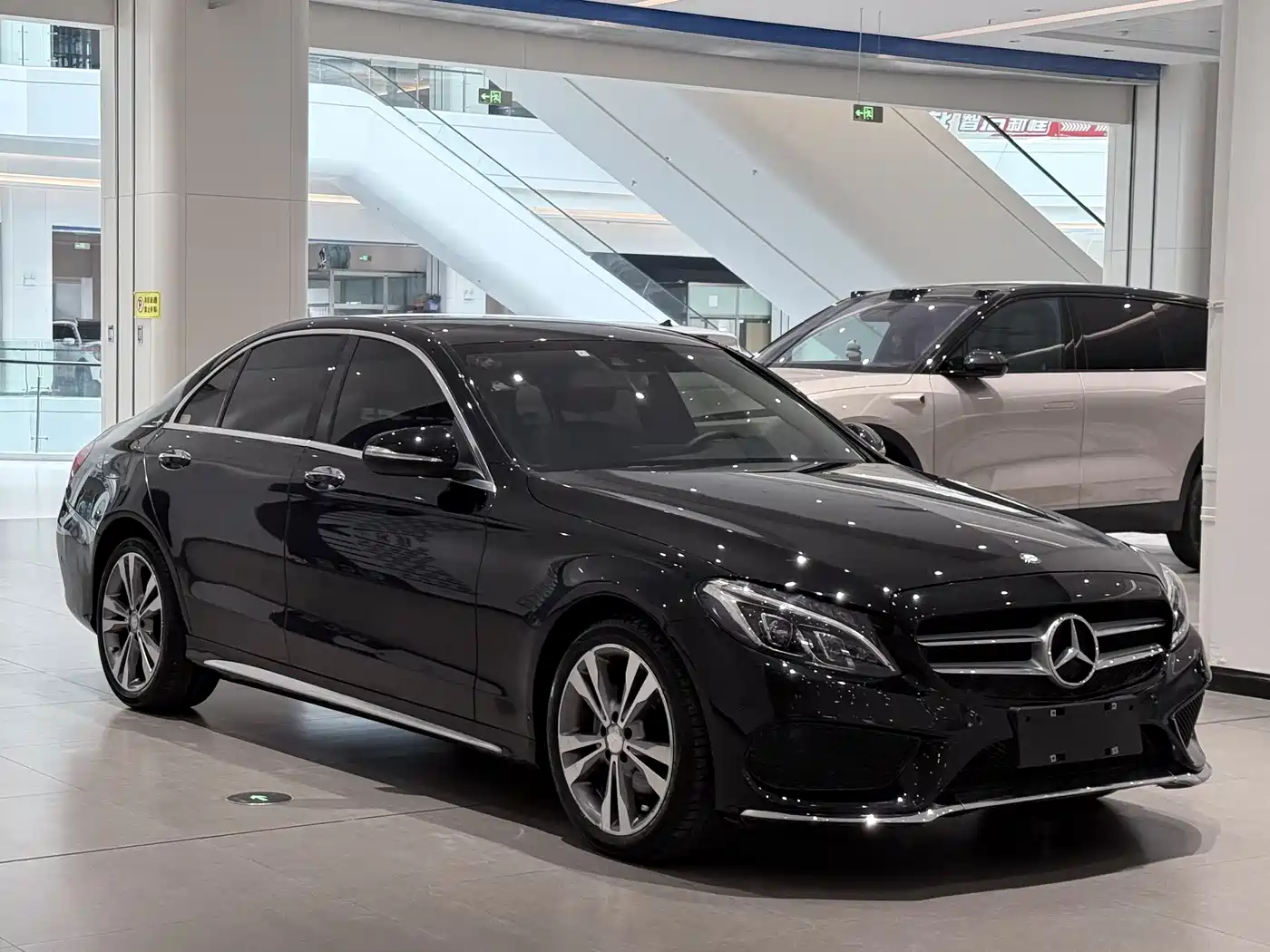 Mercedes-Benz C-Class 2015 C 200 L 4MATIC фото 5