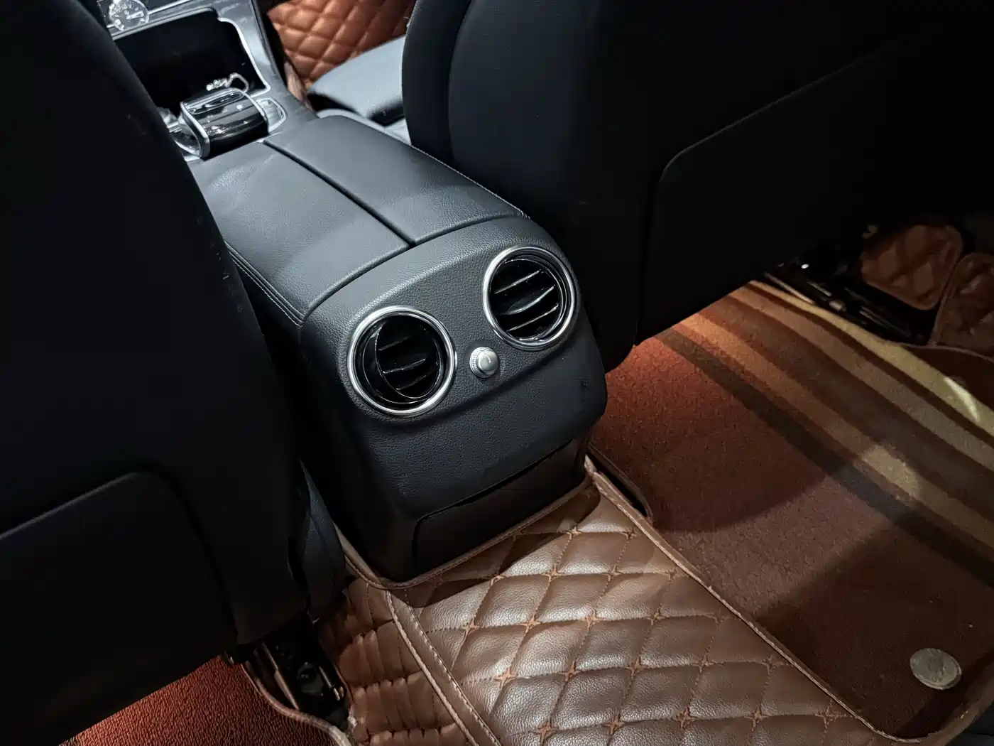 Mercedes-Benz C-Class 2015 C 200 L 4MATIC фото 12