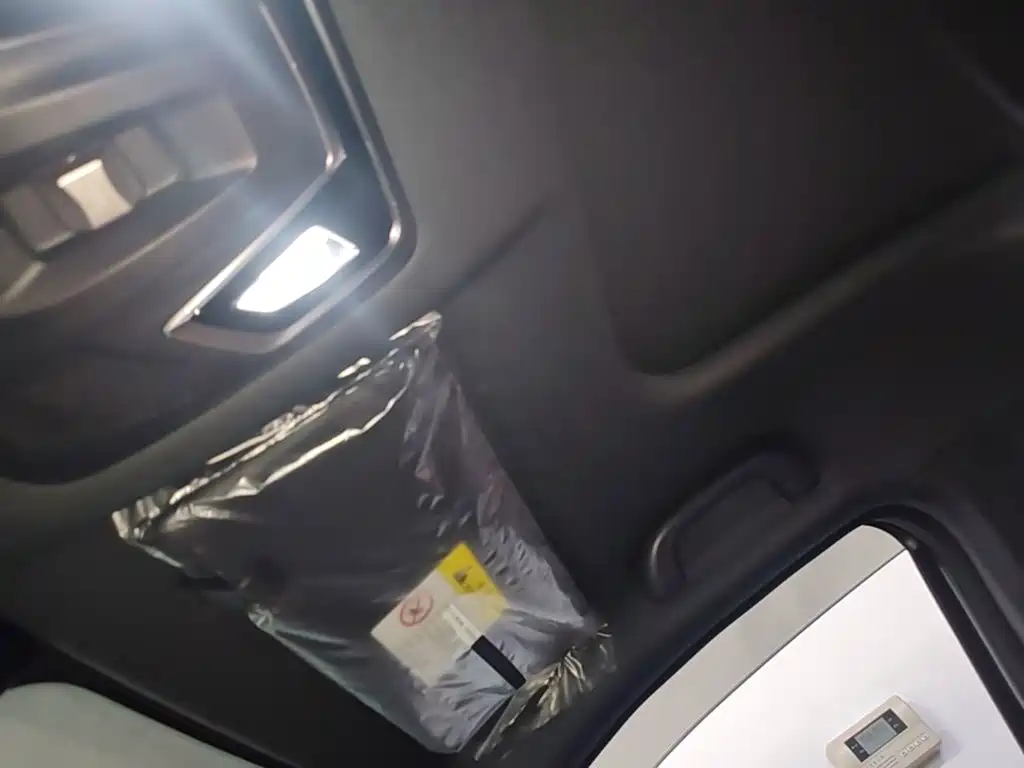 Changan UNI-Z 2026 2025 Model Year 500Bar PRO