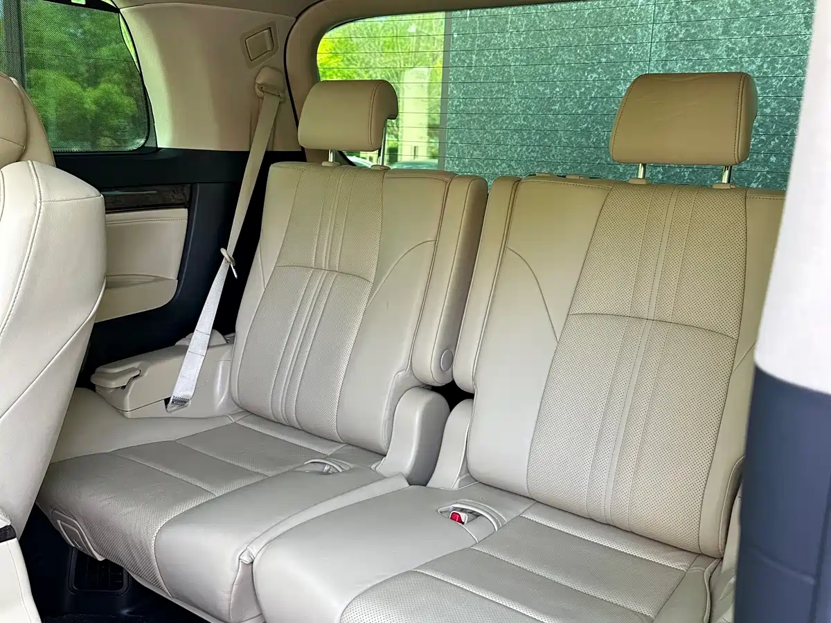 Toyota Vellfire 2021 Crown Hybrid 2.5L HV Supreme Edition фото 21