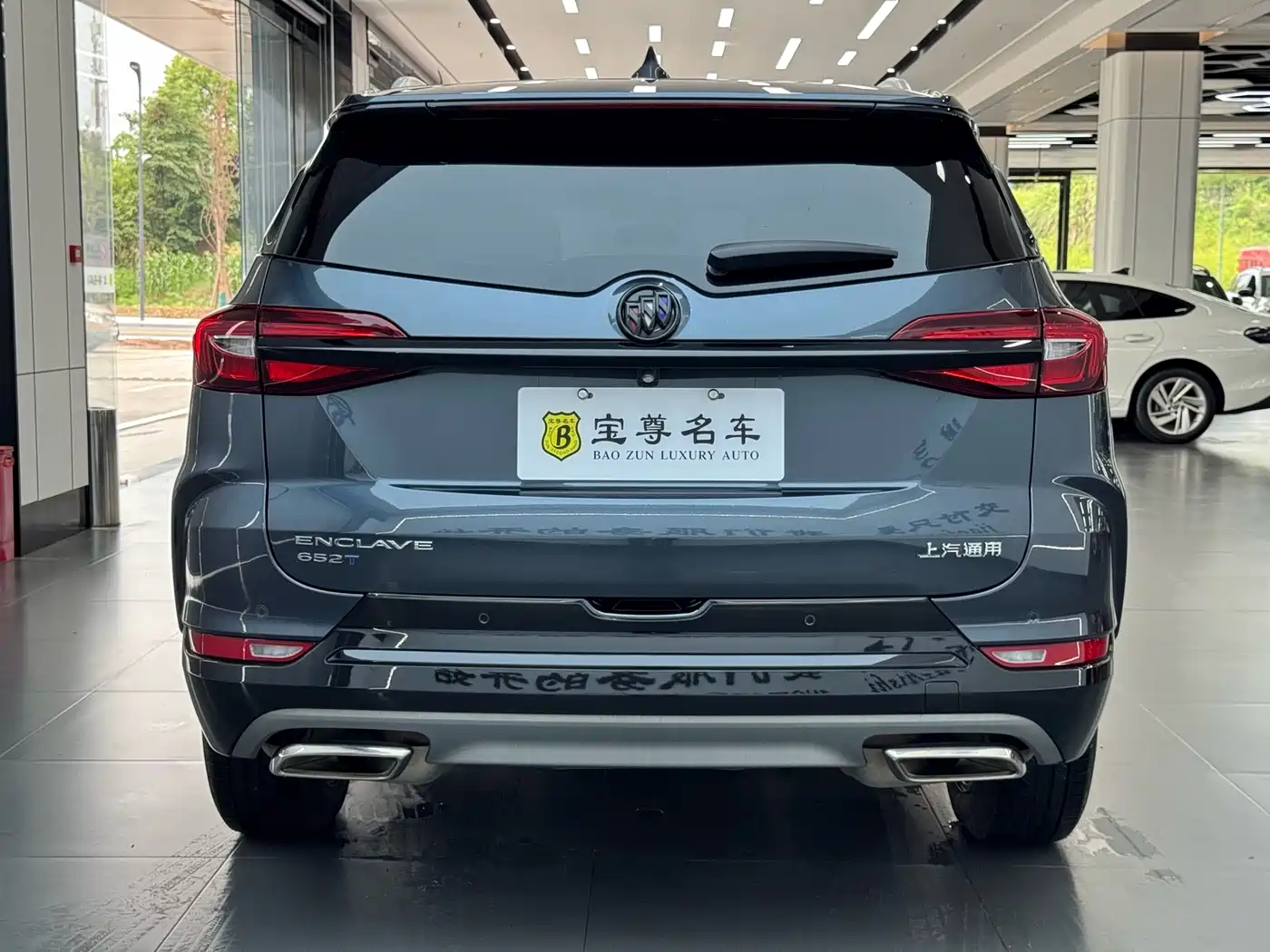 Buick Enclave 2023 2022 652T 2WD Premium 7-Seater