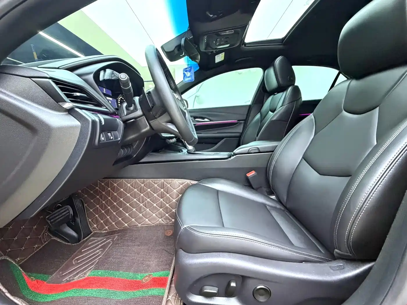 Cadillac CT4 2024 2023 28T Luxury Model